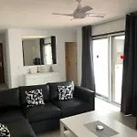 דירה Sunset Bay 15 - Two Bed אדחה