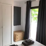דירה Sunset Bay 15 - Two Bed אדחה
